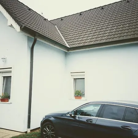 Nela Guest house Podhajska